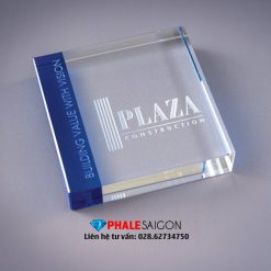 Chặn giấy pha lê xanh